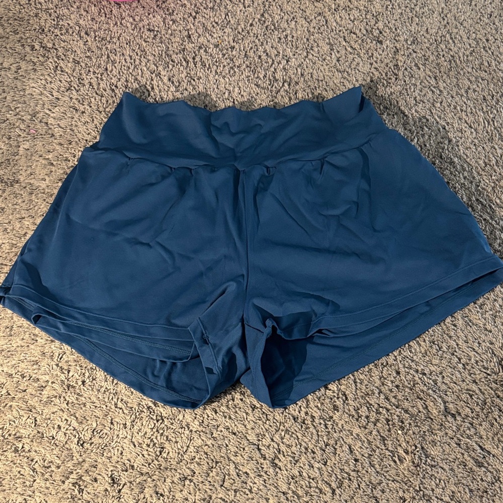 HALARA Women's Navy Athletic Shorts